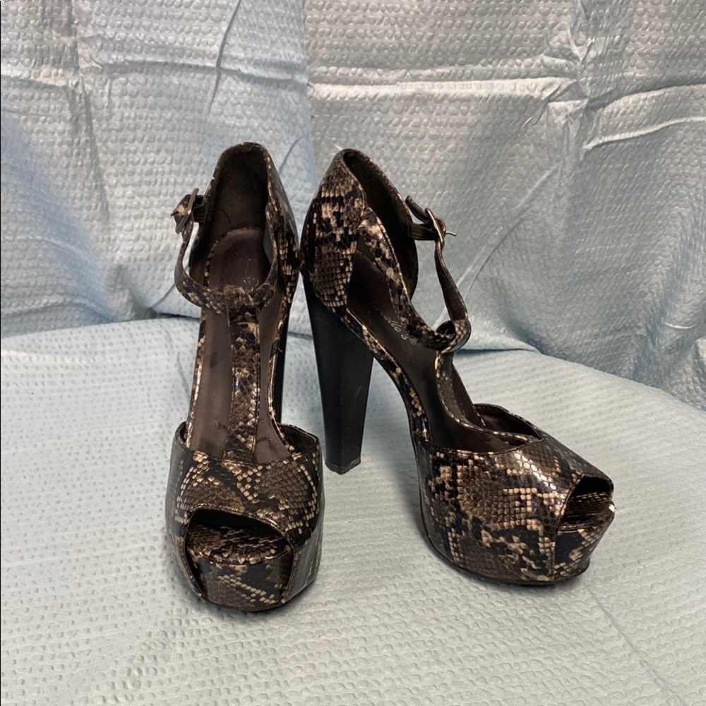 Breckelles Snakeskin Platform Ankle-Strap Heels